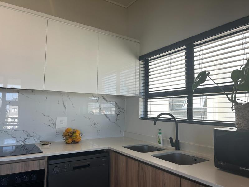 2 Bedroom Property for Sale in Sandown Western Cape